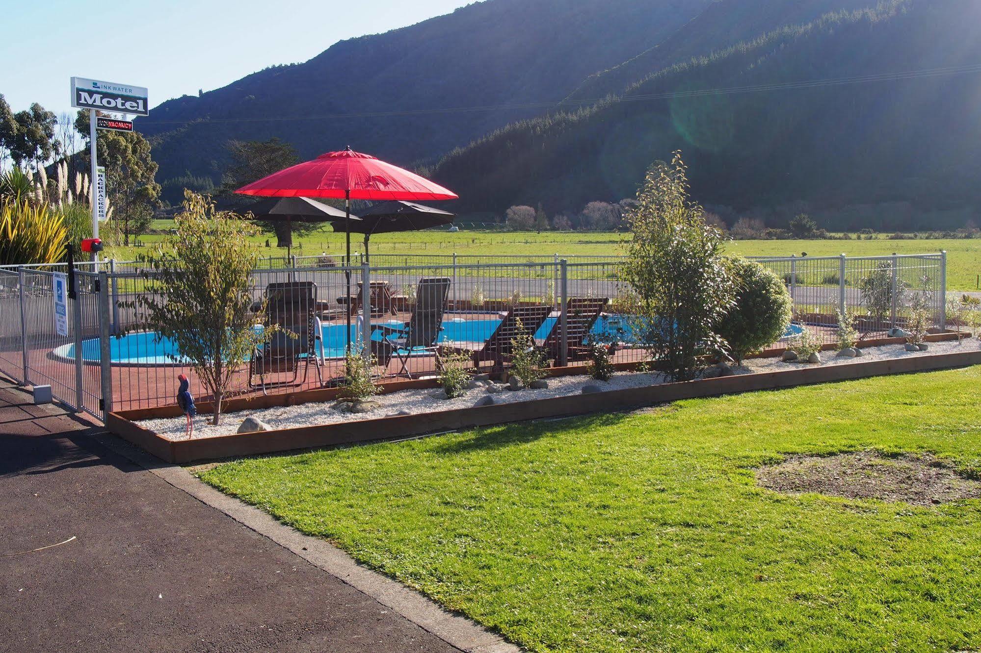 Linkwater Motel And Backpackers エクステリア 写真